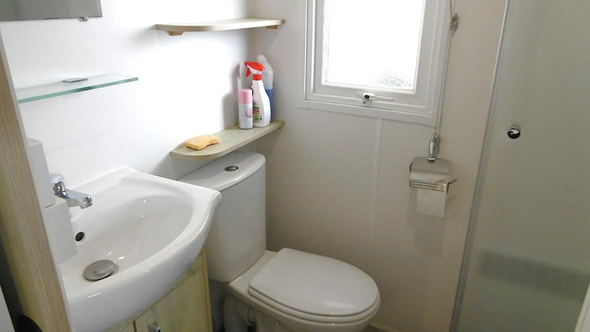 Mobile-Home 6 Personnes Dans Camping Avec Piscine - Acces Direct Plage - Maden Sarzeau 0*,  France